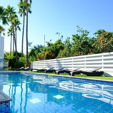 Bright, Charming, And Well-Planned Vacation Flat For A Small Family All Yours アパート *