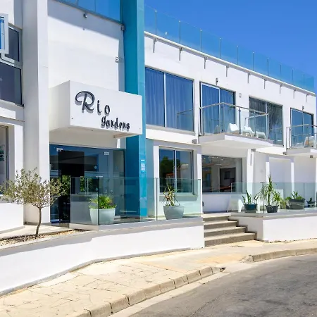 Bright, Charming, And Well-Planned Vacation Flat For A Small Family All Yours